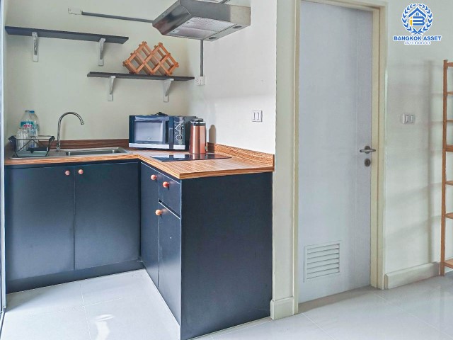 *****ทาวน์เฮ้าส์มือสองย่านนนทบุรี ม.เดอะเมทโทร รัตนาธิเบศร์ เนื้อที่ 20 ตร.ว. ฟังก์ชัน 3 ห้องนอน 2 ห้องน้ำ 2 ที่จอดรถ บ้านหันทิศใต้ แถมฟรี! 1 เครื่องปรับอากาศ บนทำเลแห่งการเดินทางสะดวก เพียง 6 นาทีก็ถึงรถไฟฟ้าสายสีม่วง "สถานีไทรม้า" ใกล้ทางด่วน "งามวงศ์วาน"